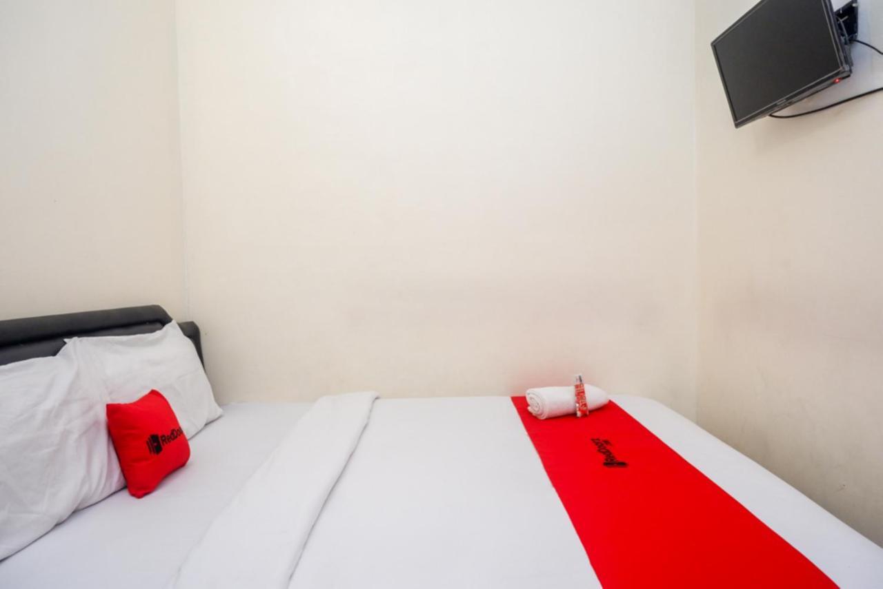 Reddoorz At Mahameru Residence Yogyakarta Kejayan Exterior foto