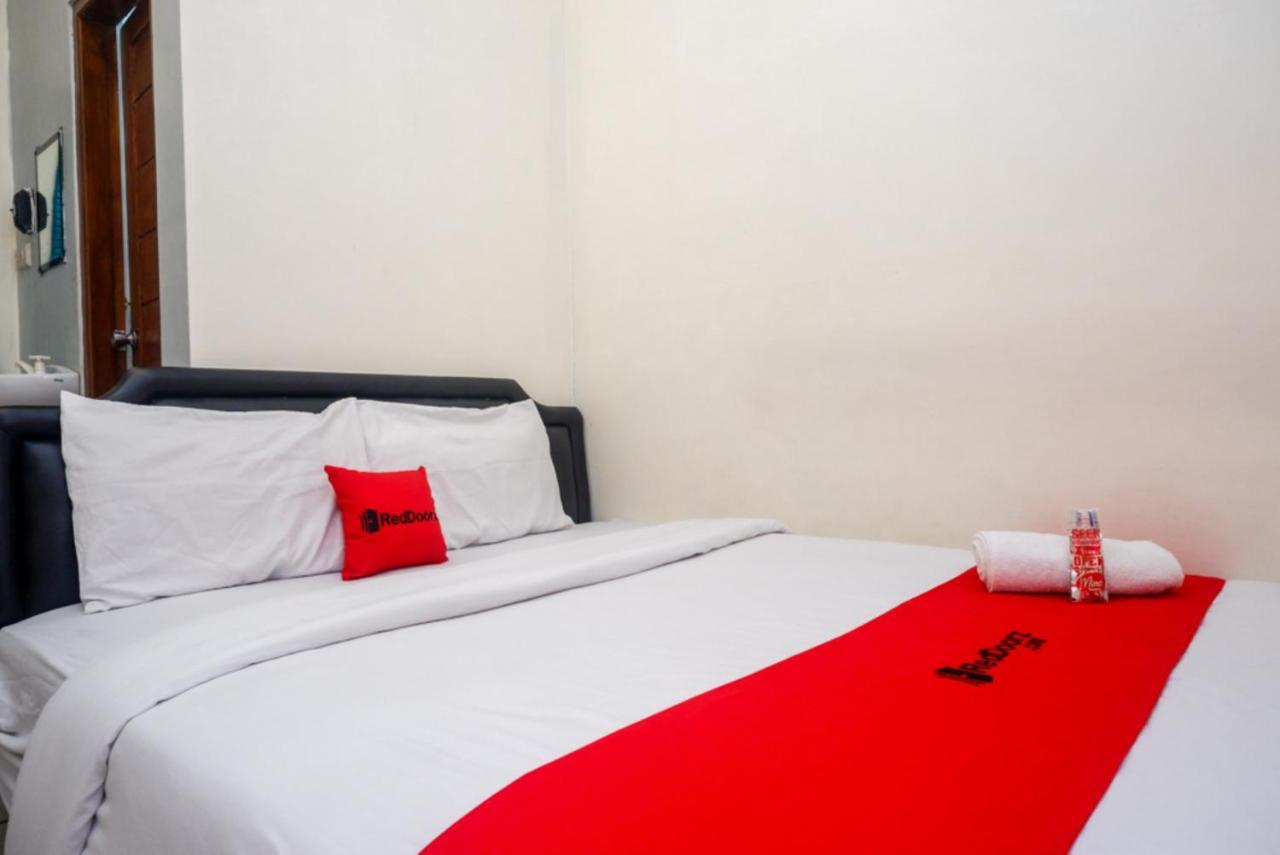 Reddoorz At Mahameru Residence Yogyakarta Kejayan Exterior foto