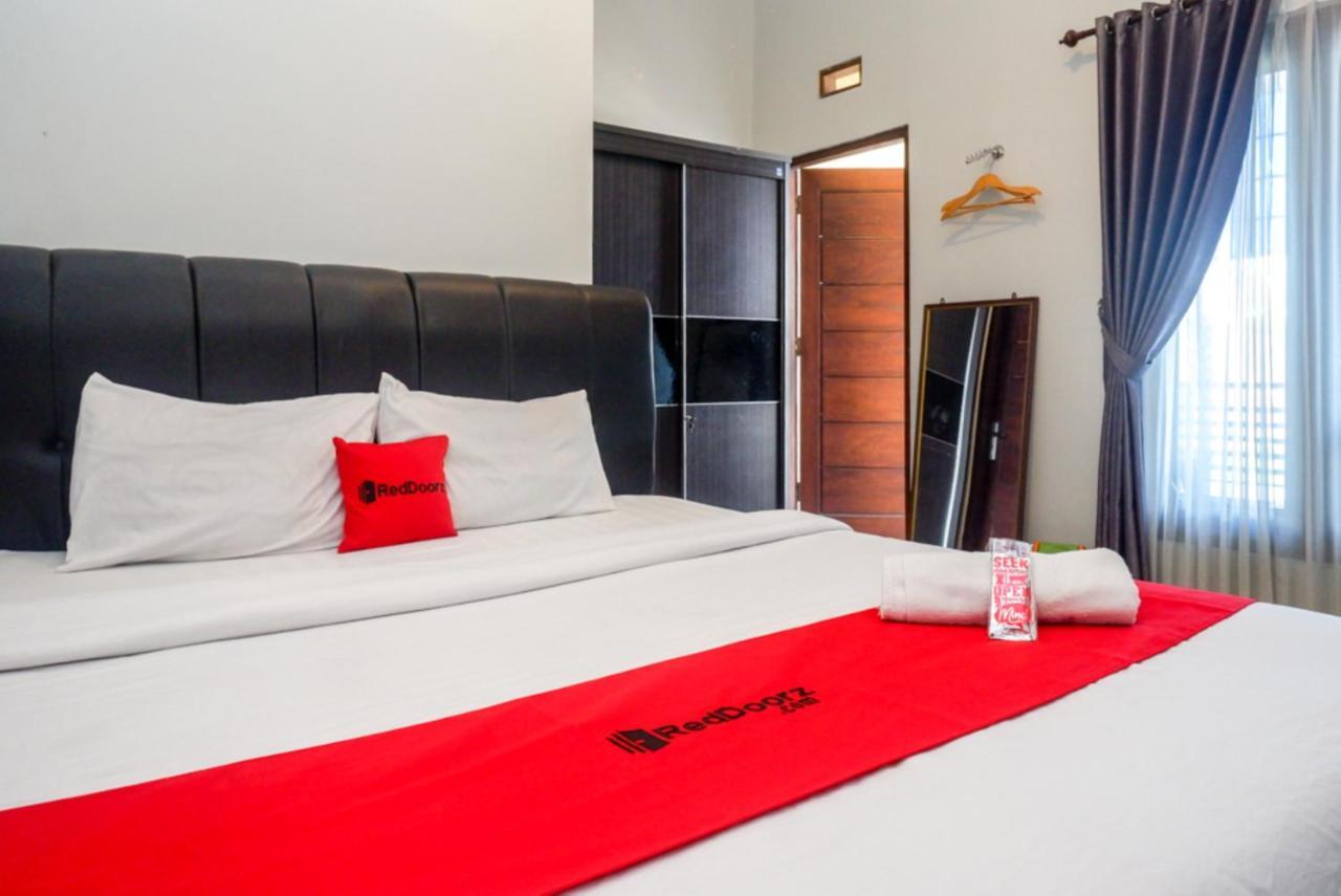 Reddoorz At Mahameru Residence Yogyakarta Kejayan Exterior foto