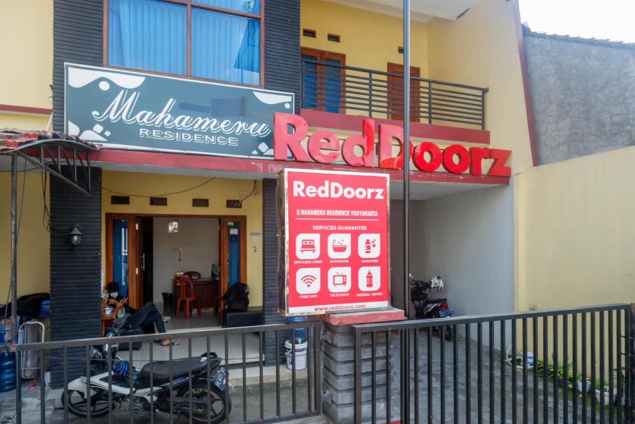 Reddoorz At Mahameru Residence Yogyakarta Kejayan Exterior foto