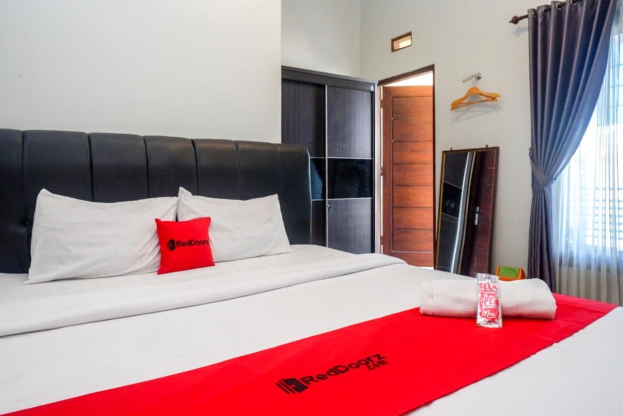 Reddoorz At Mahameru Residence Yogyakarta Kejayan Exterior foto