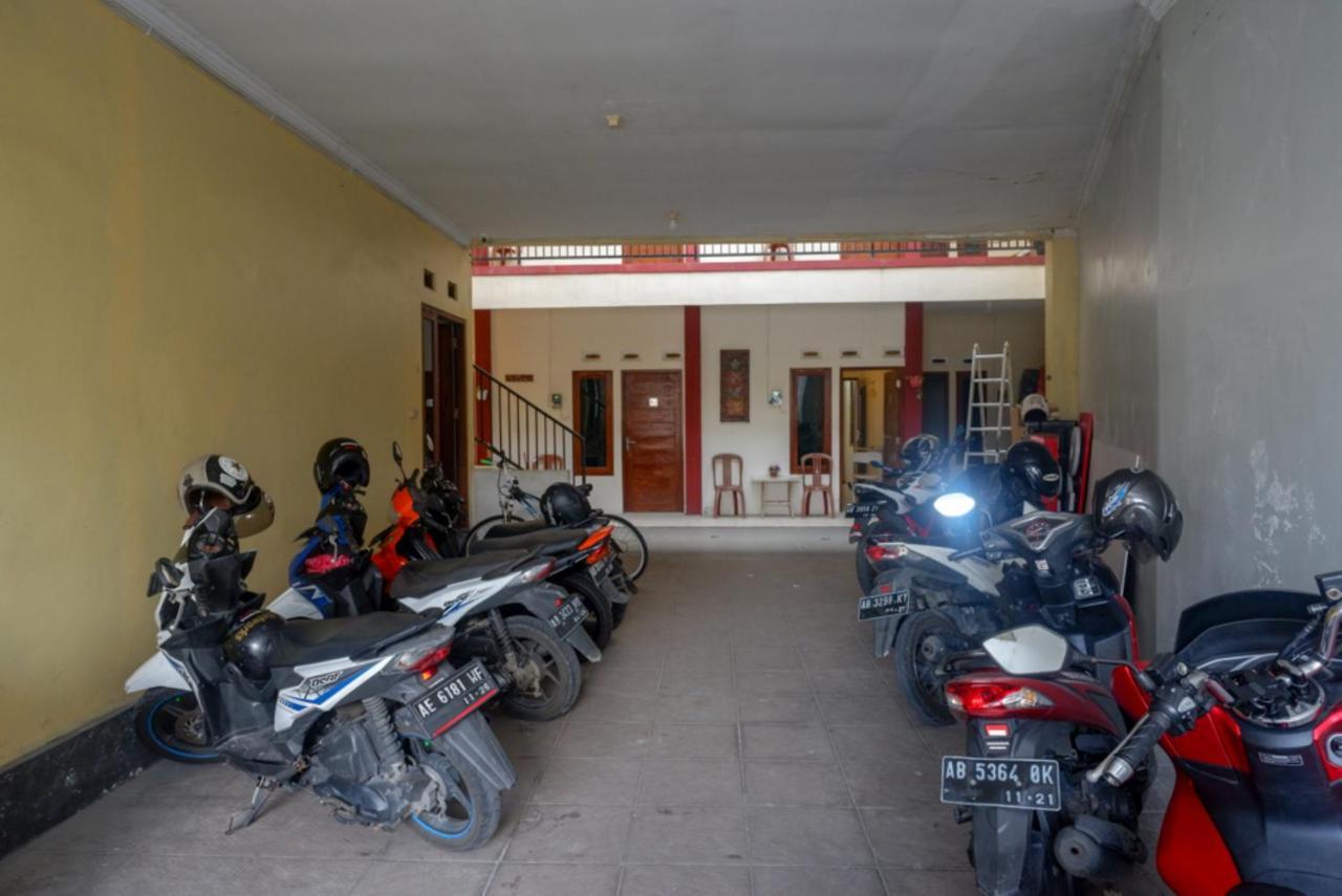 Reddoorz At Mahameru Residence Yogyakarta Kejayan Exterior foto