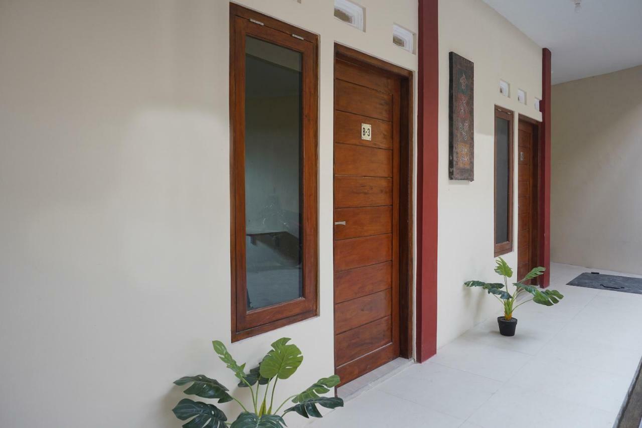 Reddoorz At Mahameru Residence Yogyakarta Kejayan Exterior foto