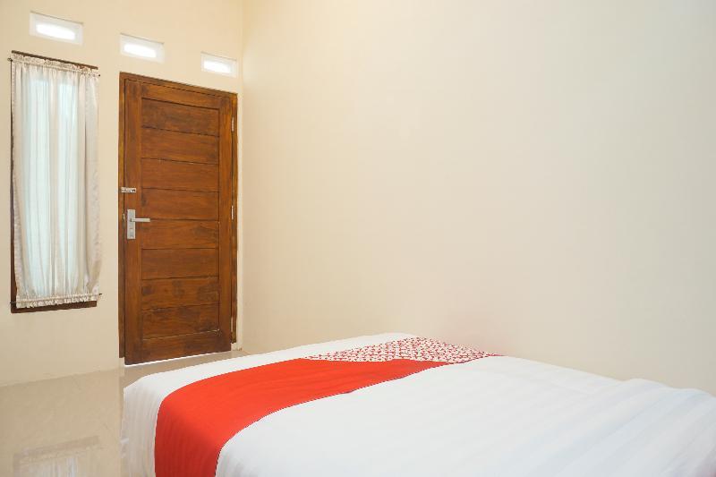 Reddoorz At Mahameru Residence Yogyakarta Kejayan Exterior foto
